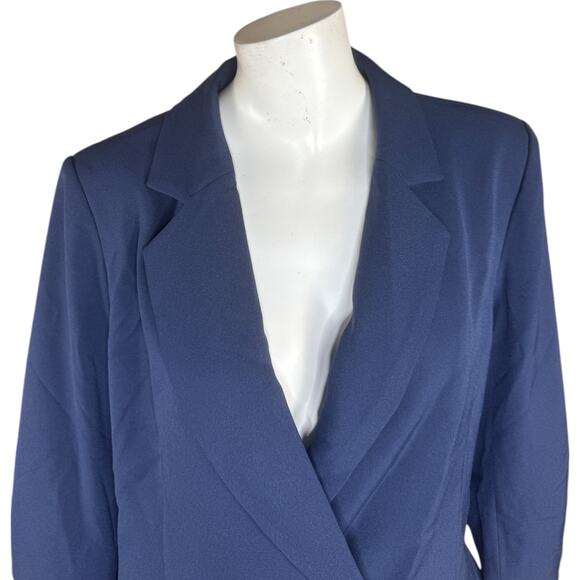 Studio Park x Amy Stran Navy Blazer Medium NWOT Ruched Sleeve Jacket - Picture 5 of 13